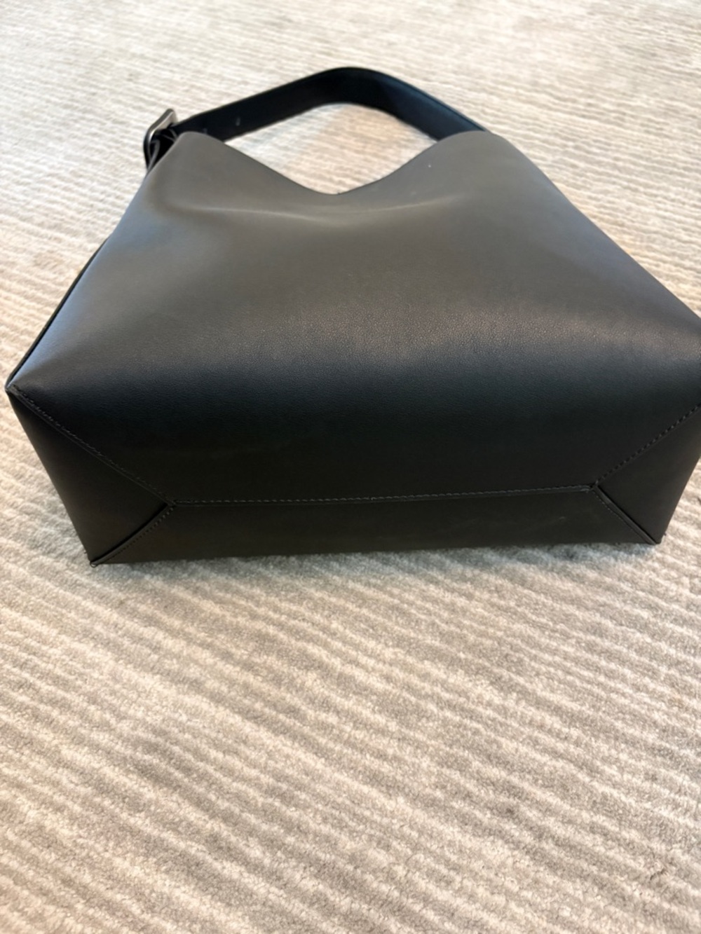 MANGO Black Leather Tote Bag - Minimal Shoulder Bag - Picture 5 of 8